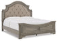 Cama California con paneles Lodenbay, cómoda con espejo y cómoda