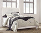Cama Paxberry con paneles y tocador con espejo