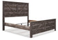 Cama Wynnlow Crossbuck con paneles, cómoda con espejo, arcón y mesita de noche