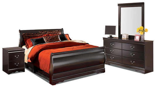 Cama estilo trineo Huey Vineyard con tocador con espejo y mesita de noche