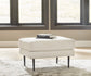 Sofá, loveseat, silla y otomana Hazela