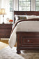 Cama tipo trineo Robbinsdale con almacenamiento