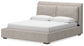 Cama tapizada Cabalynn California con tocador con espejo y mesita de noche