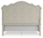Cama tapizada Arlendyne con cómoda con espejo, cómoda y mesita de noche