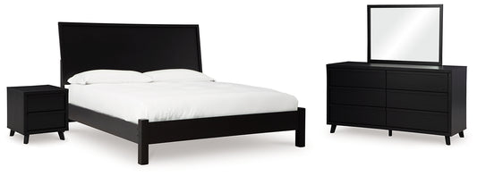 Cama con paneles Danziar, cómoda con espejo y mesita de noche