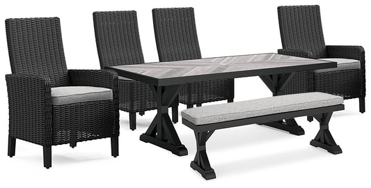 Mesa de comedor para exteriores Beachcroft, 4 sillas y banco