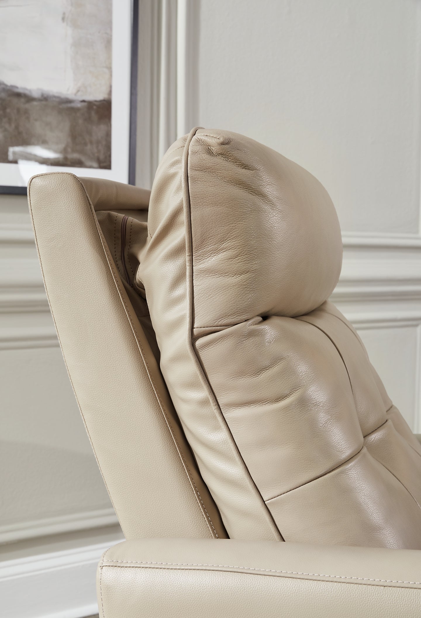 Sillón reclinable eléctrico Pisgham con reposacabezas ajustable