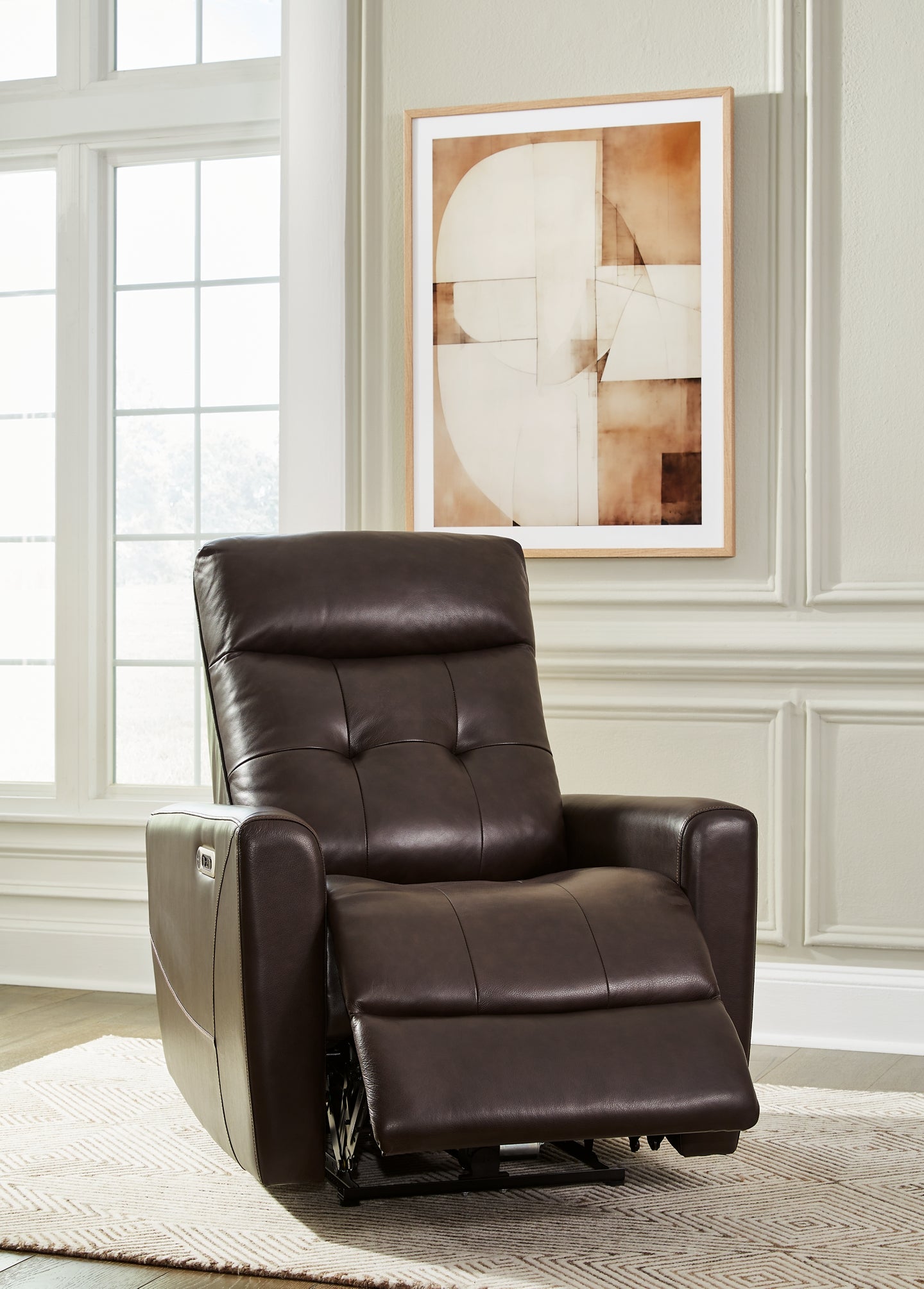 Sillón reclinable eléctrico Pisgham con reposacabezas ajustable