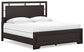 Cama con paneles Covetown y tocador con espejo
