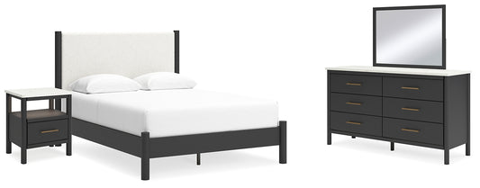 Cama Cadmori tapizada con paneles, cómoda con espejo y mesita de noche