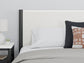 Cama Cadmori tapizada con paneles, cómoda con espejo y mesita de noche
