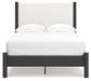 Cama Cadmori tapizada con paneles, cómoda con espejo y mesita de noche