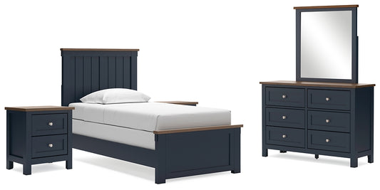 Cama Landocken con paneles, cómoda con espejo y dos mesitas de noche