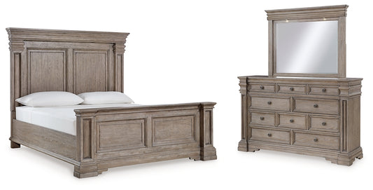 Cama California con paneles y tocador con espejo Blairhurst