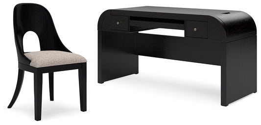 Escritorio de oficina en casa Rowanbeck con silla