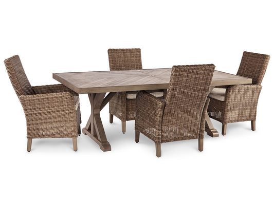 Mesa de comedor para exteriores Beachcroft y 4 sillas