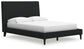 Cama tapizada Cadmori con cómoda con espejo, cómoda y mesita de noche