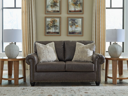 Loveseat Roxmere