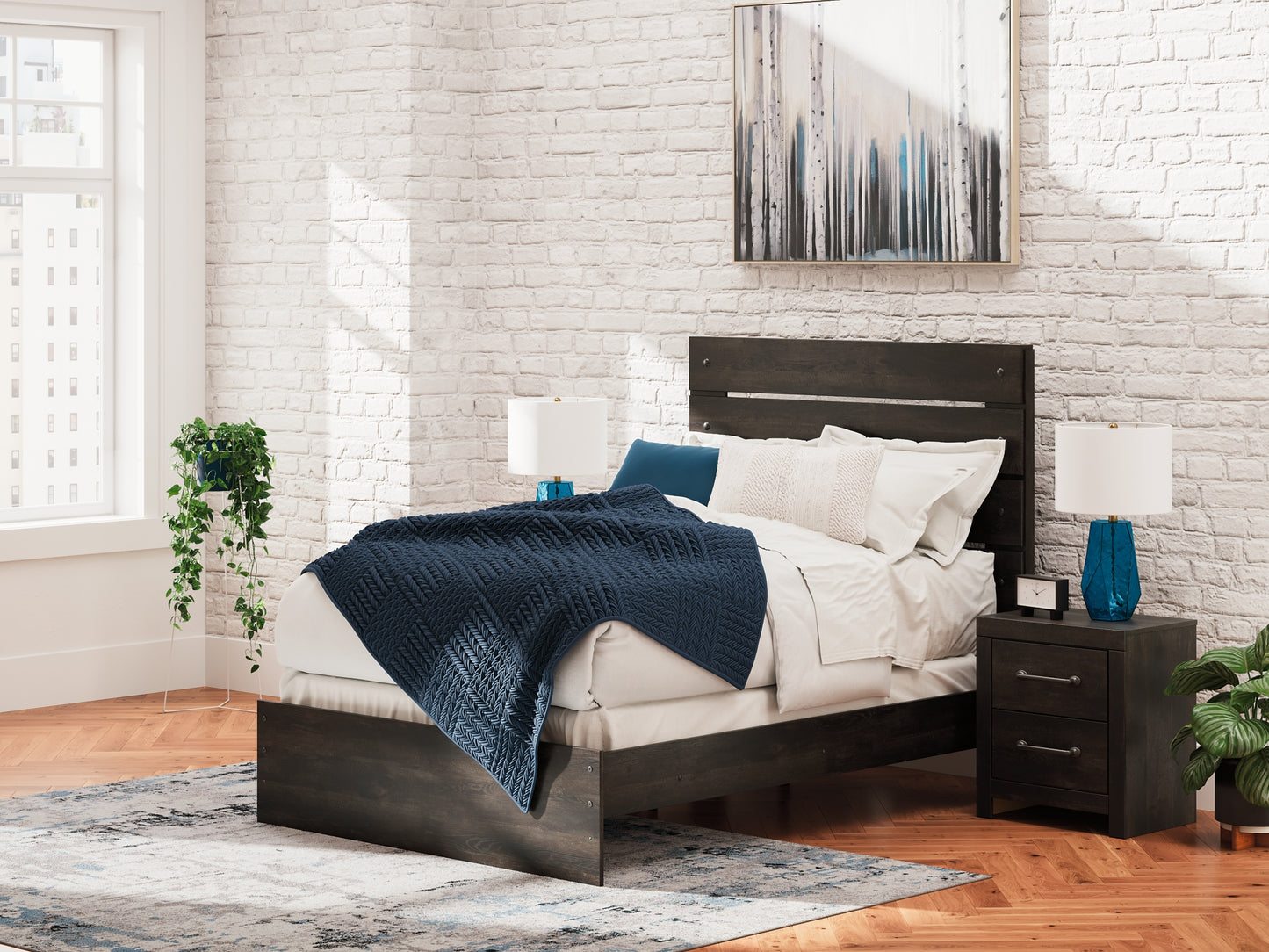 Cama con paneles Hollivern