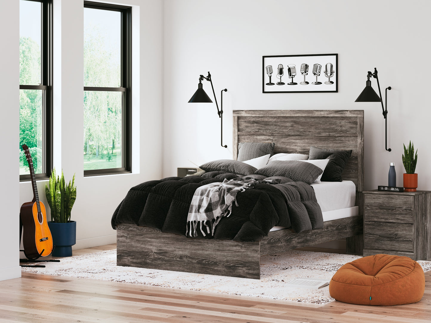 Ralinksi  Panel Bed With Mirrored Dresser, Chest And Nightstand