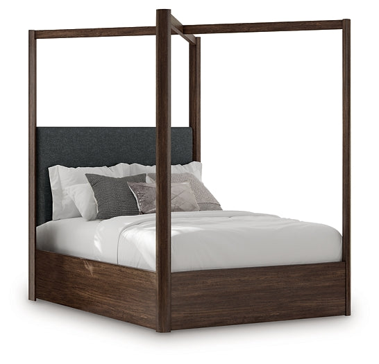 Dilenno  Canopy Bed