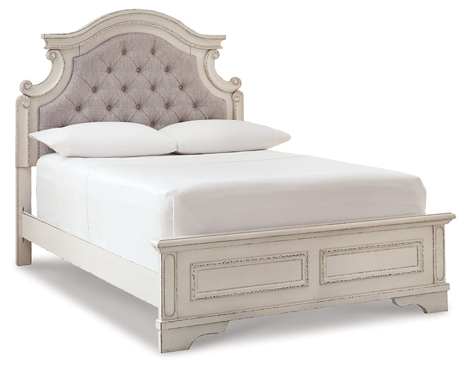 Realyn  Panel Bed With Mirrored Dresser And Chest
