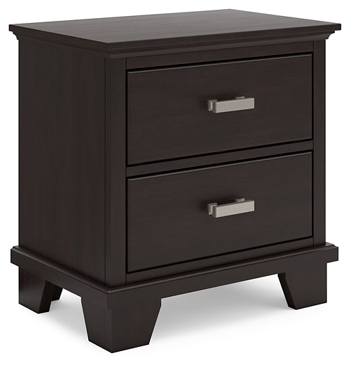 Covetown California  Panel Bed With Mirrored Dresser, Chest And Nightstand