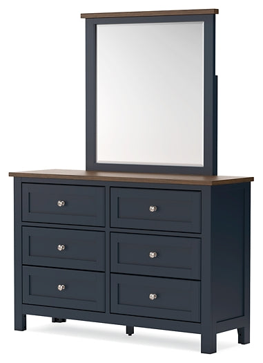Landocken  Panel Headboard With Mirrored Dresser And Chest