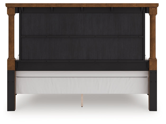 Rowlenstown California  Poster Bed With Mirrored Dresser