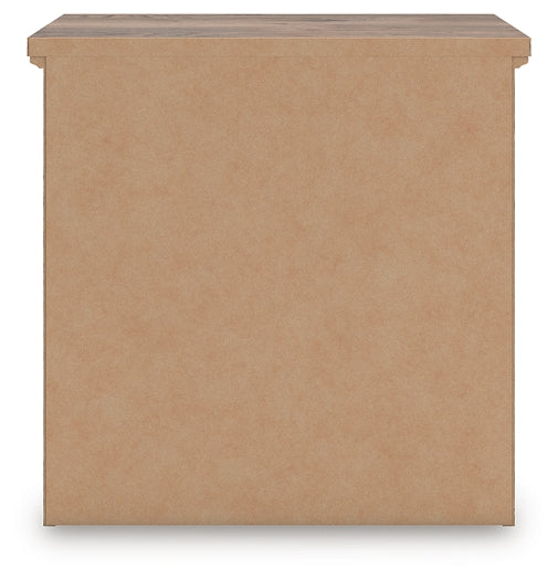 Rusticott  Poster Bed With Mirrored Dresser And Nightstand