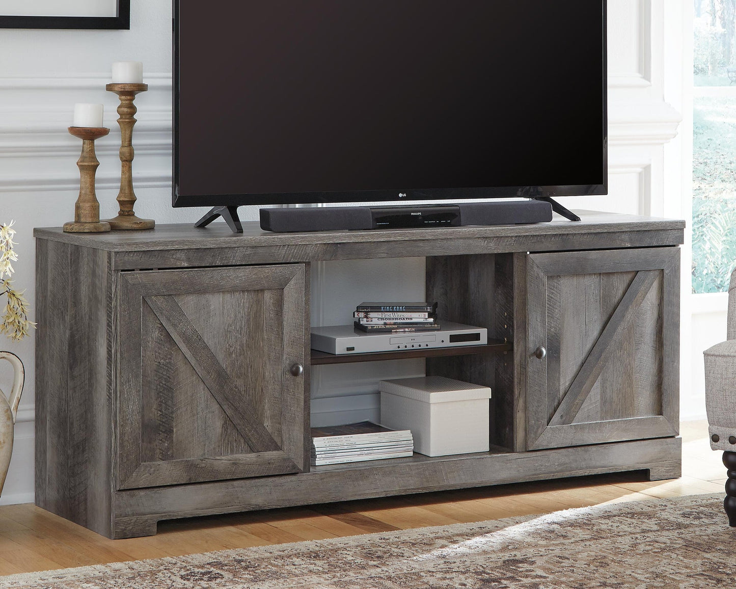 Soporte para TV LG Wynnlow con opción de chimenea