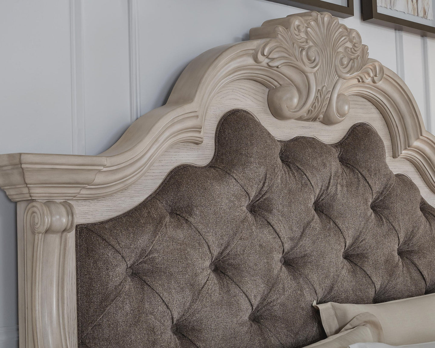 Bruchandi California  Upholstered Panel Bed