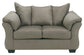 Sofá, loveseat, silla y otomana Darcy