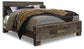 Cama Derekson con paneles, cómoda con espejo y mesita de noche