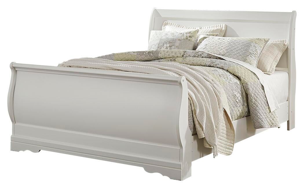 Anarasia  Sleigh Bed With Mirrored Dresser And Nightstand