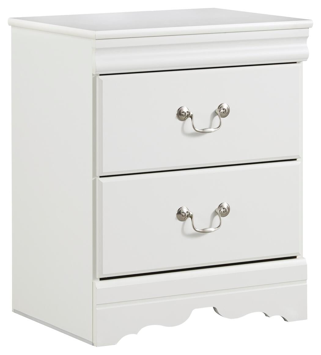 Anarasia  Sleigh Bed With Mirrored Dresser And Nightstand
