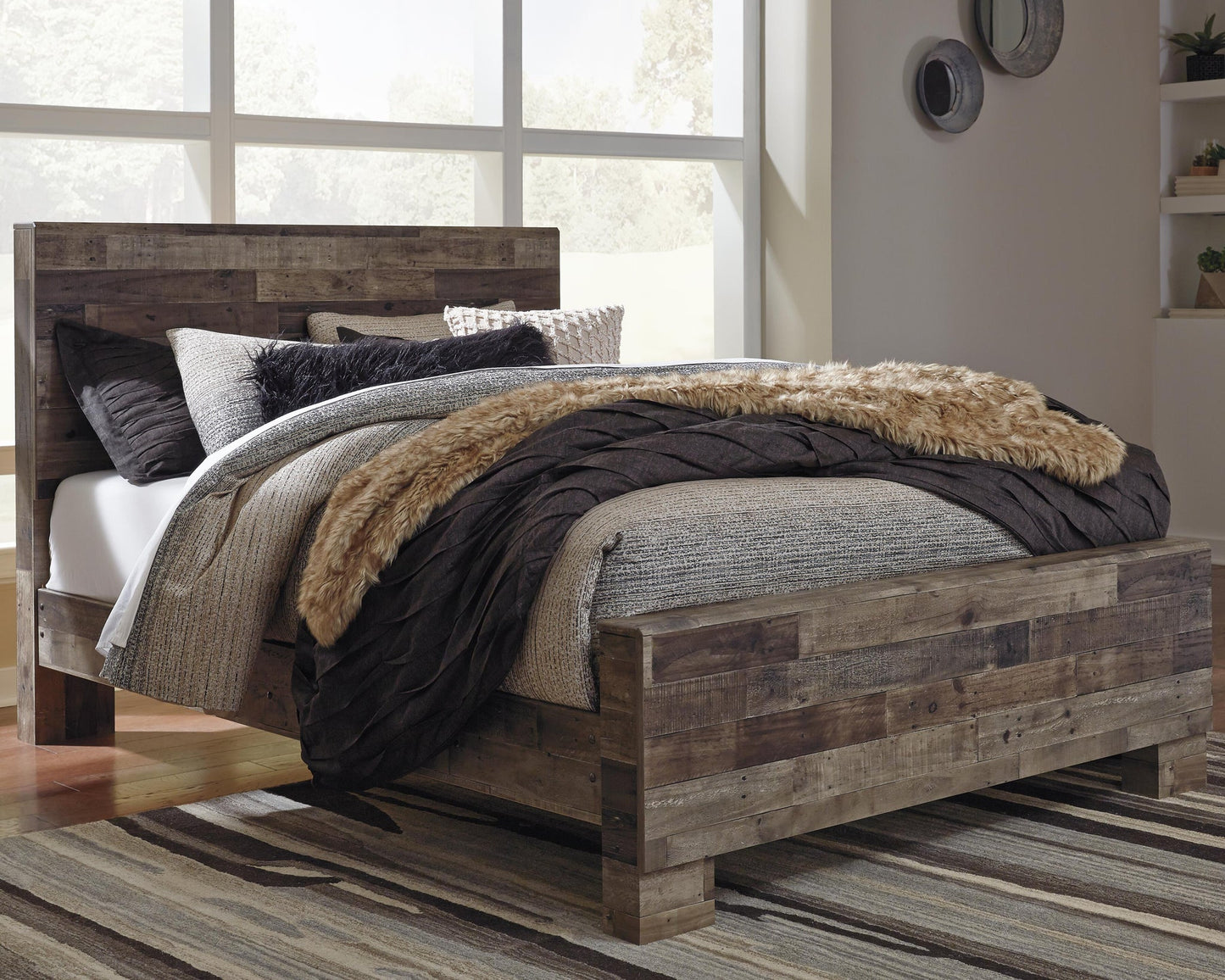 Derekson  Panel Bed With Mirrored Dresser And Nightstand