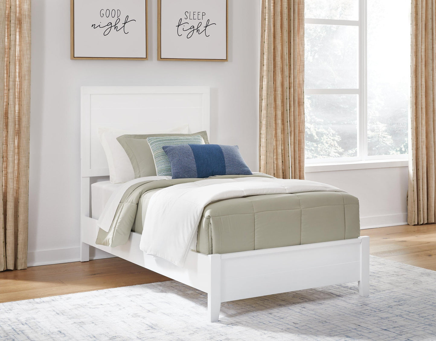 Binterglen  Panel Bed With Mirrored Dresser And Nightstand