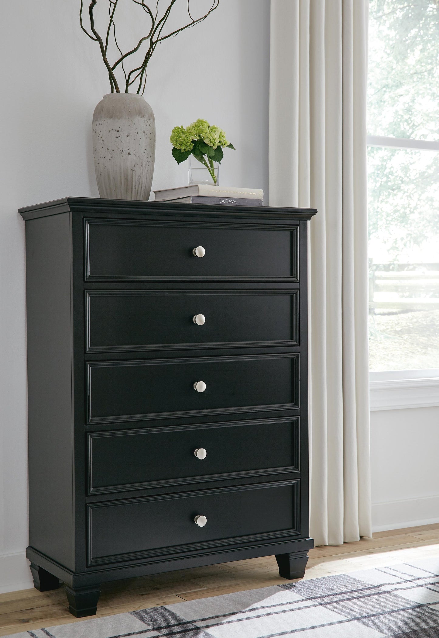 Lanolee  Panel Bed With Mirrored Dresser, Chest And Nightstand