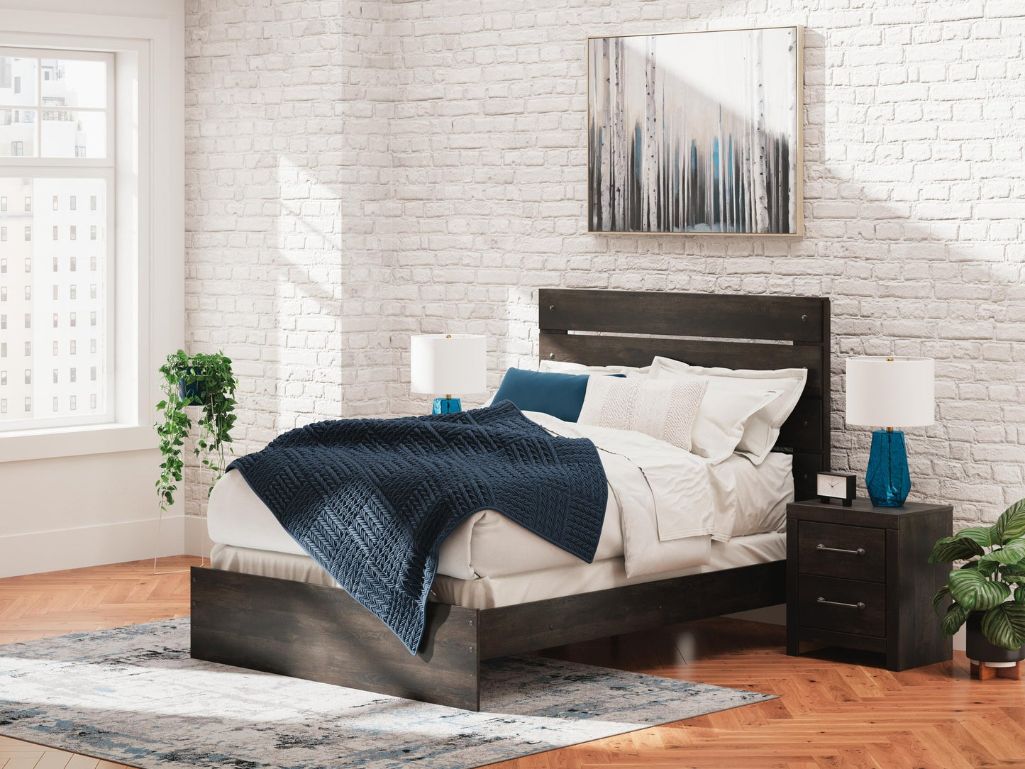 Hollivern  Panel Bed, Dresser, Mirror And Nightstand