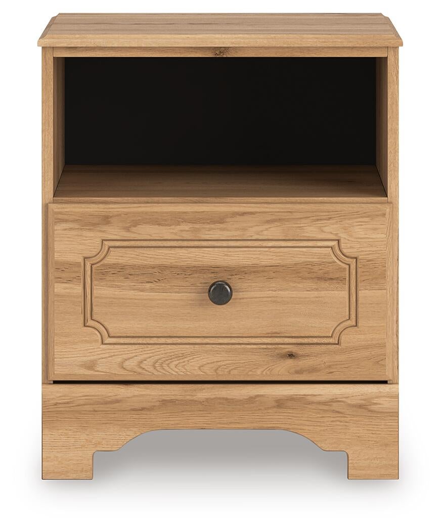 Aleaport  Panel Bed With Mirrored Dresser And Nightstand