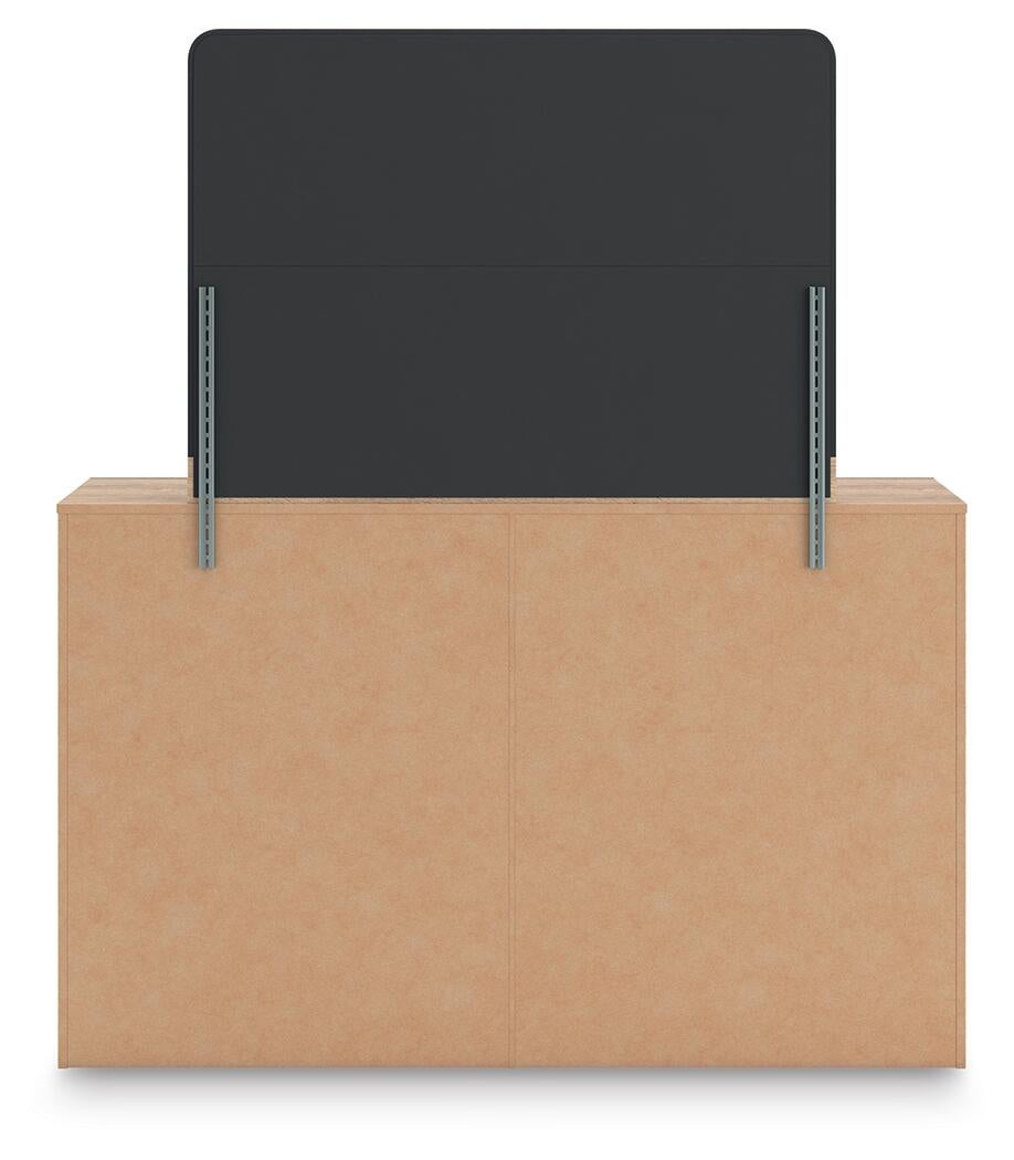 Kinlanni  Upholstered Platform Bed, Dresser And Mirror