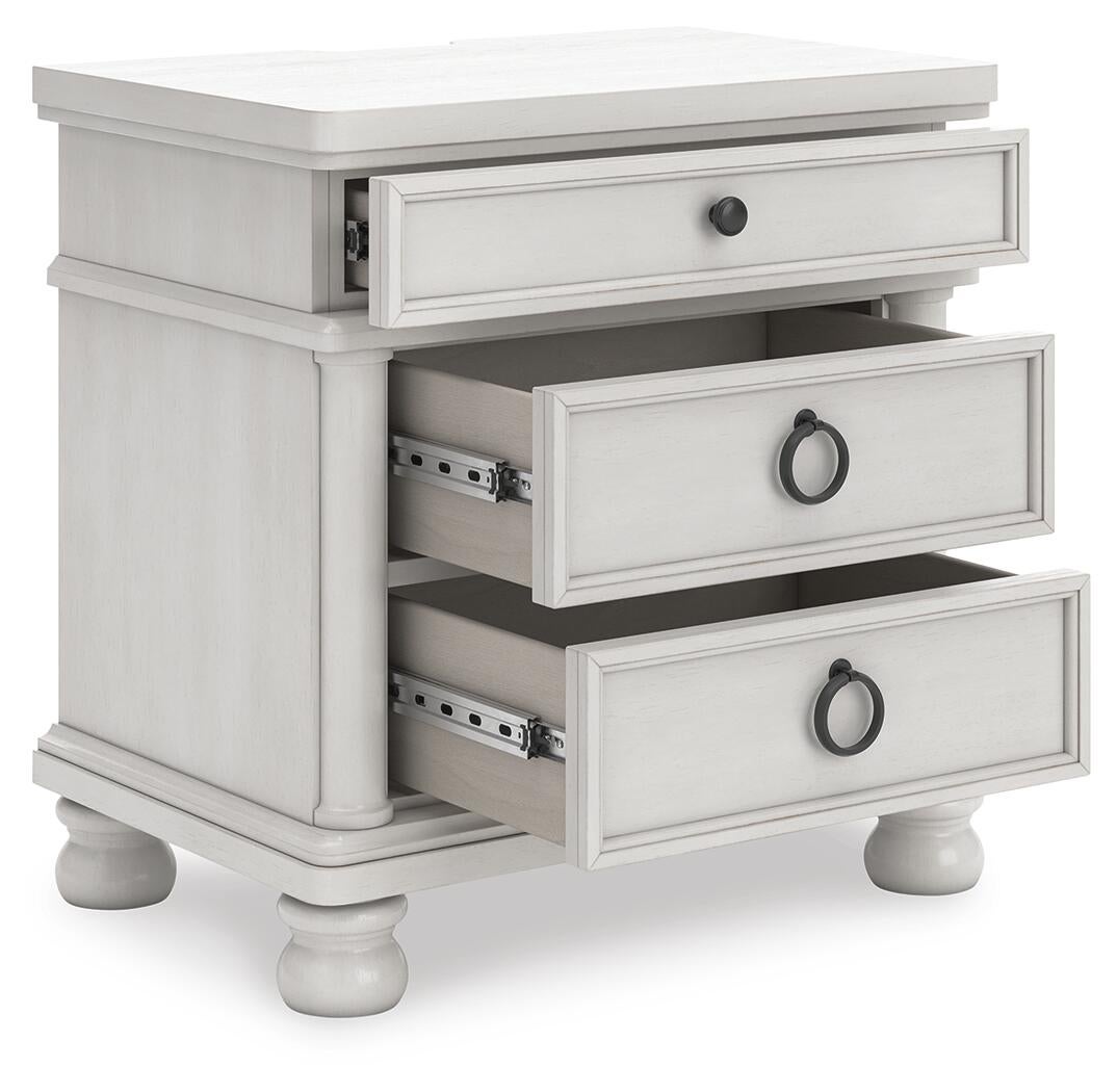 Rowlenstown California  Poster Bed, Dresser, Mirror And Nightstand