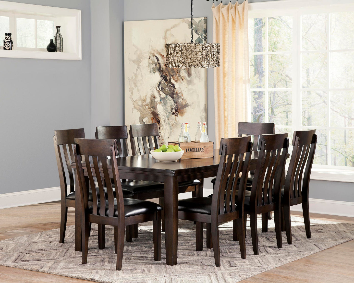 Mesa de comedor Haddigan y 8 sillas